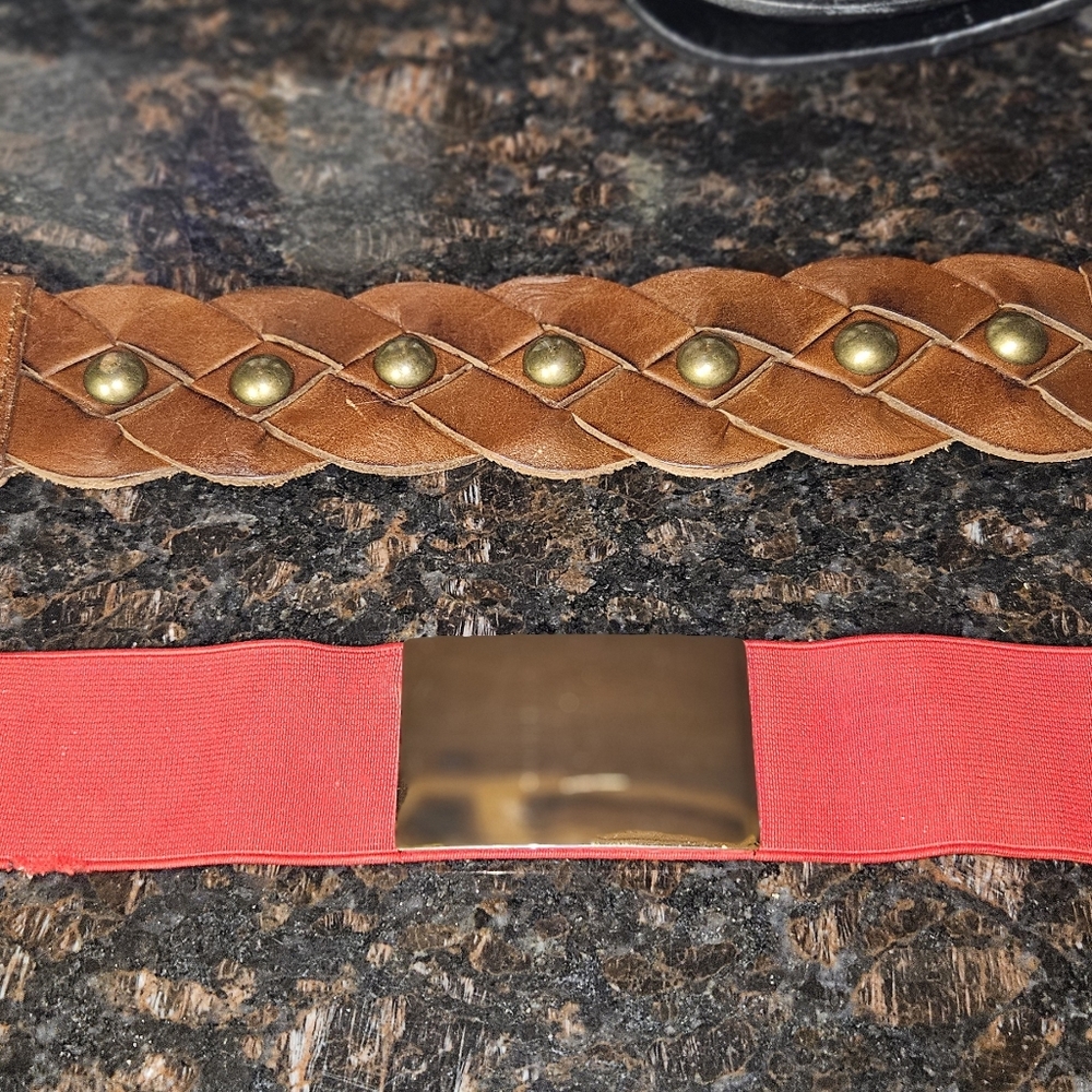 Vintage Y2K 90'S AESTHTIC EXPRESS STRWTCH BELTS!  28 INCHES LONG X 3"